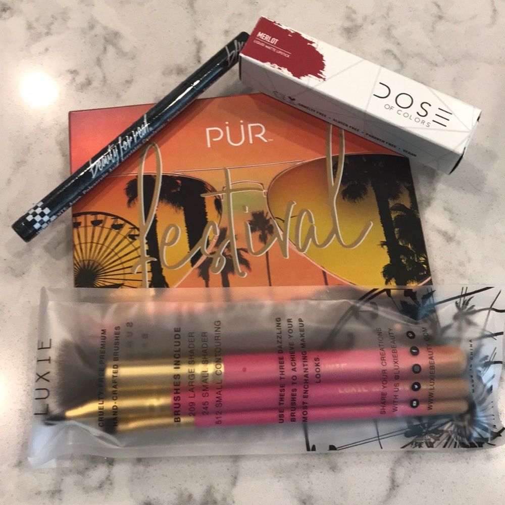 BoxyCharm Box—> or best offer!!
